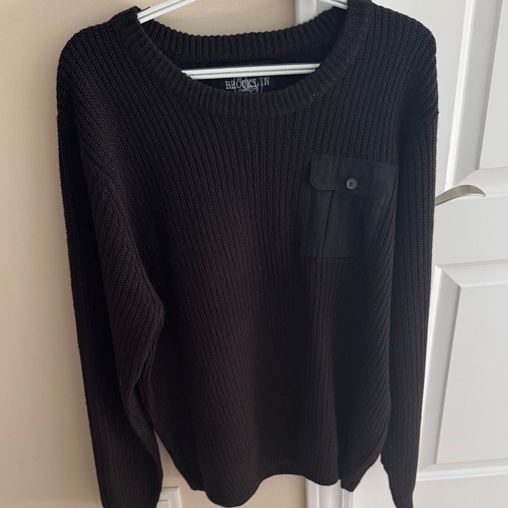 Brooks Men's Dark Sweater with Pocket